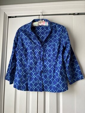 Three Islands Blue Patterned Women’s Button-Front Top